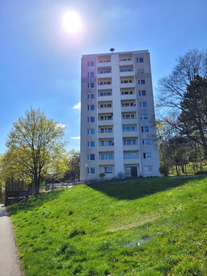 Modernes 2-Zimmer-Apartment Mit Balkon Und Netflix イェーナ エクステリア 写真