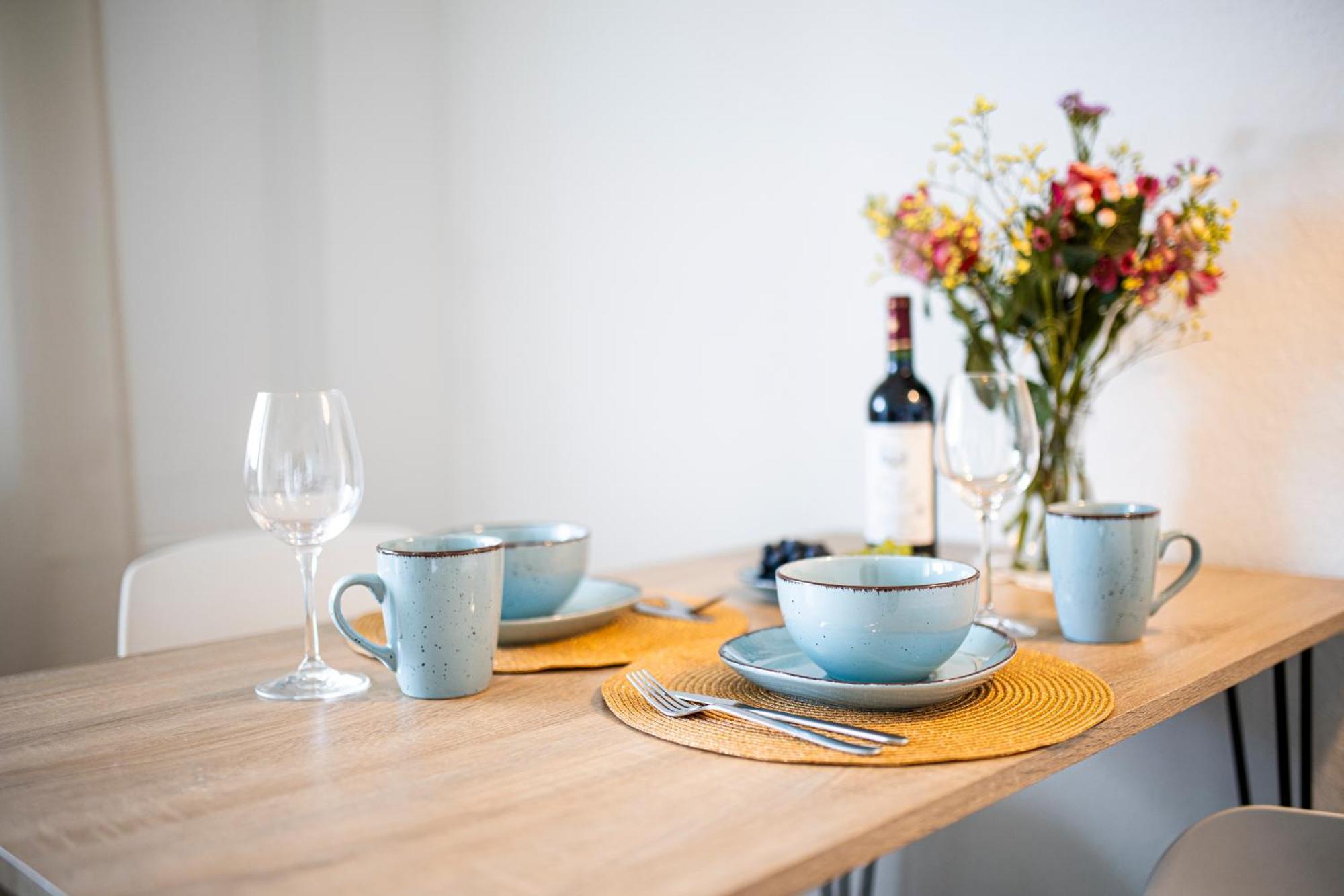 Modernes 2-Zimmer-Apartment Mit Balkon Und Netflix イェーナ エクステリア 写真
